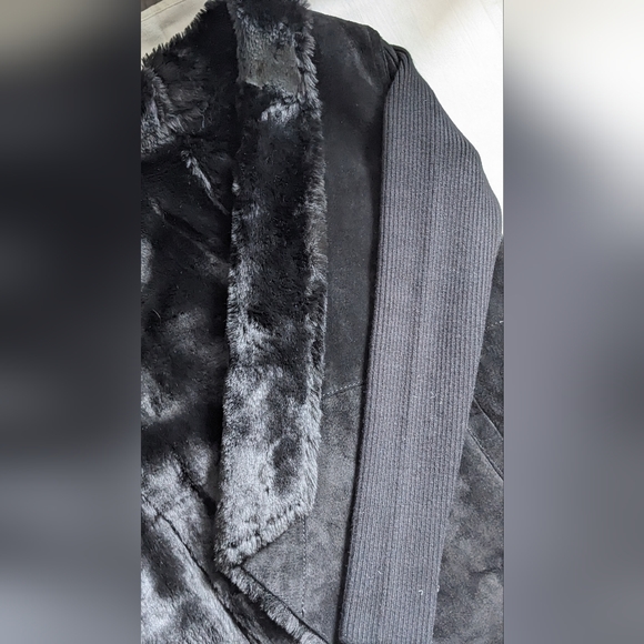 Danier faux leather warm winter cartigan - Picture 5 of 8